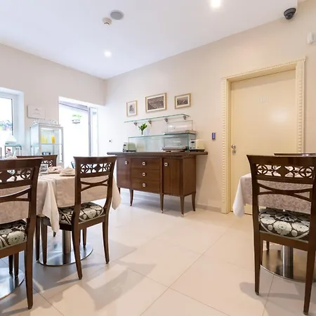 Heritage Antique 4* سبليت