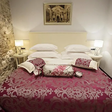 Heritage Antique سبليت