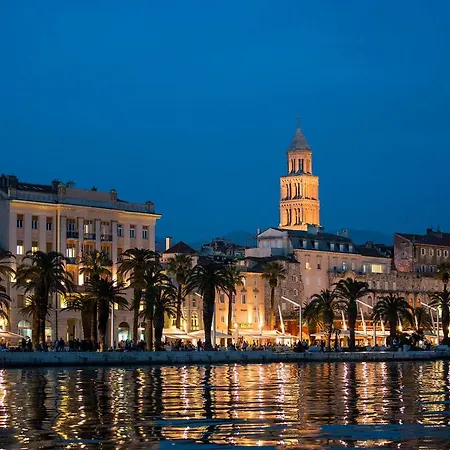 Hotell Heritage Antique 4*