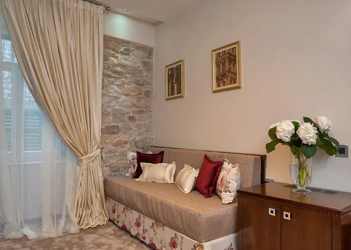 アンティーク ラグジュアリー ルーム ホテル スプリト