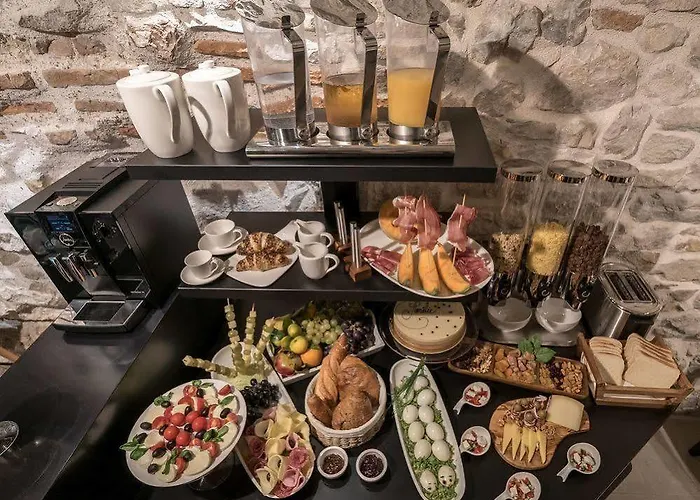 アンティーク ラグジュアリー ルーム