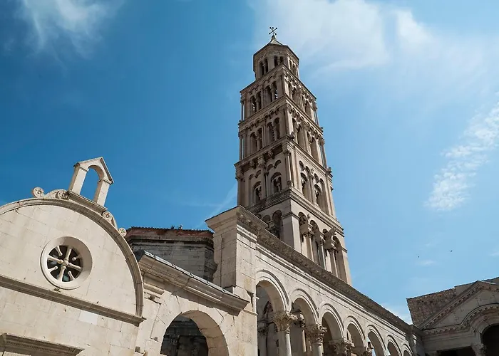 アンティーク ラグジュアリー ルーム