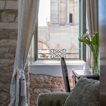 Готель Heritage Antique Спліт