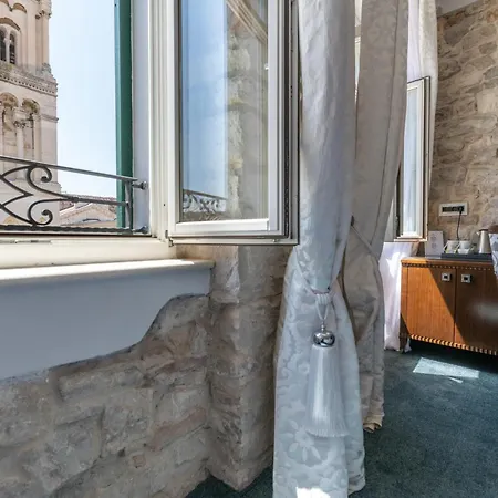 Готель Heritage Antique 4*