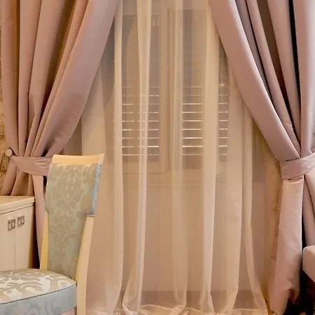 Heritage Antique Готель Спліт