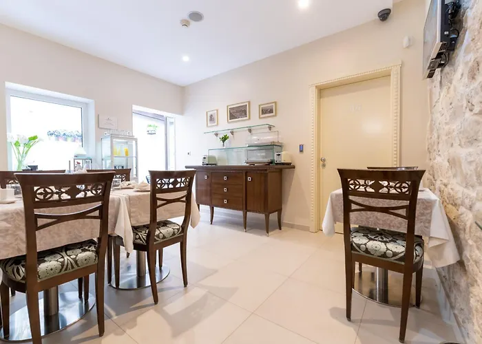 Heritage Antique 4* Split