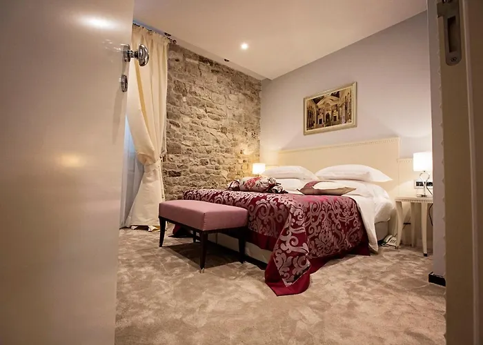 Heritage Antique 4* Split