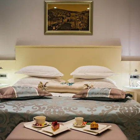 Otel Heritage Antique
