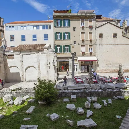 Heritage Antique Ξενοδοχείο