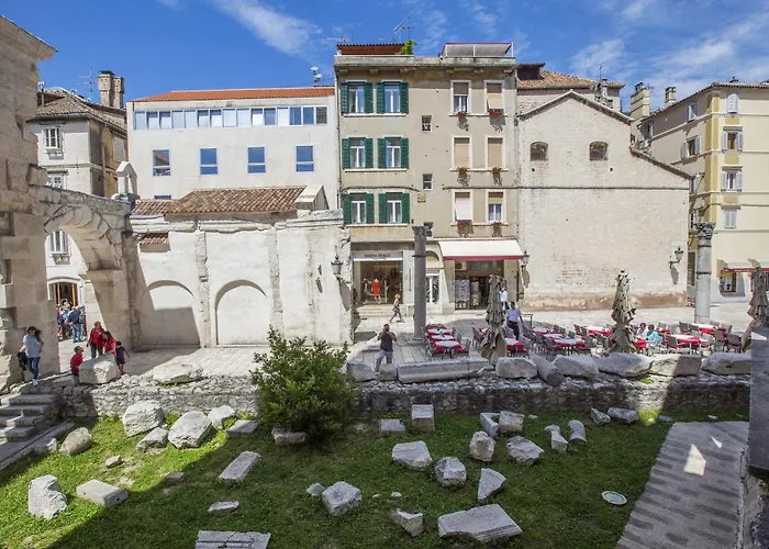 Heritage Antique Hotell