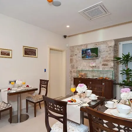 Szálloda Heritage Antique 4*