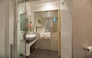 Heritage Antique 4*