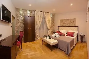 Heritage Antique 4*